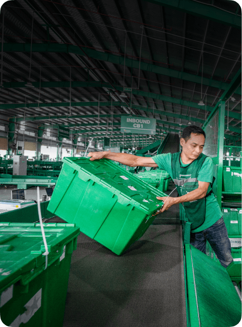 Kê khai giá trị hàng hóa, đóng bảo hiểm cho toàn bộ đơn hàng. Miễn phí bảo hiểm với hàng hóa có giá trị nhỏ hơn 1.000.000VNĐ.