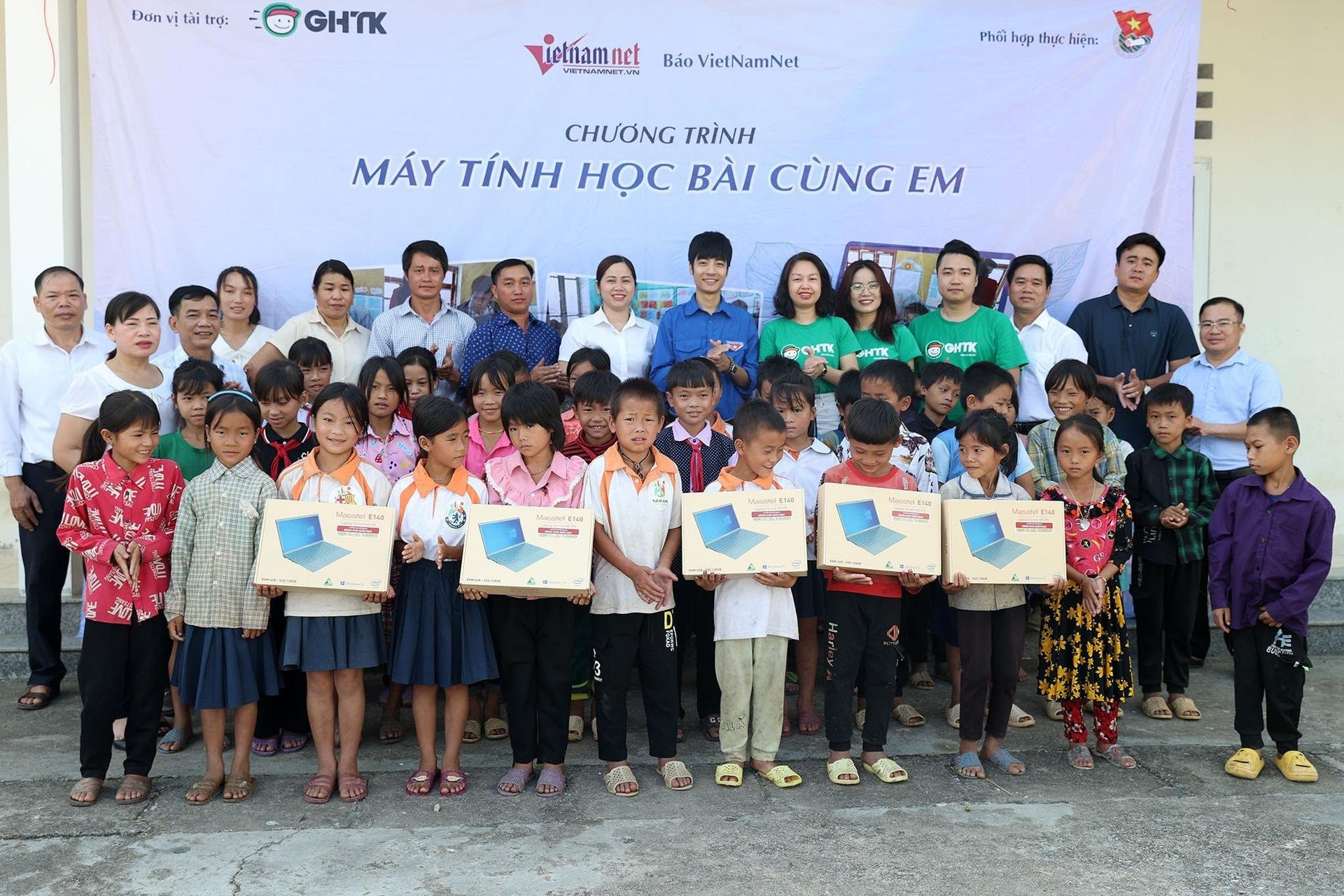 Máy tính học bài cùng em đến với Hà Giang, Lào Cai và Quảng Trị